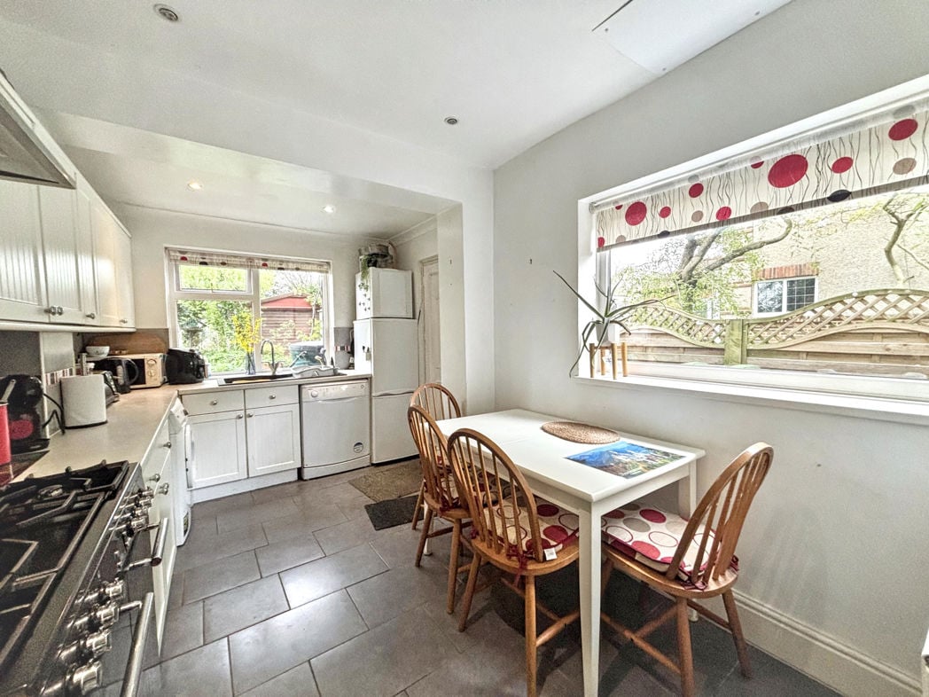 Property image 8 of 23
