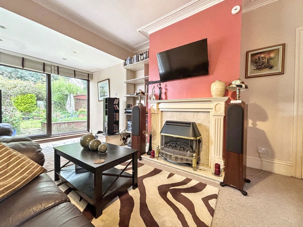 Property image 6 of 23