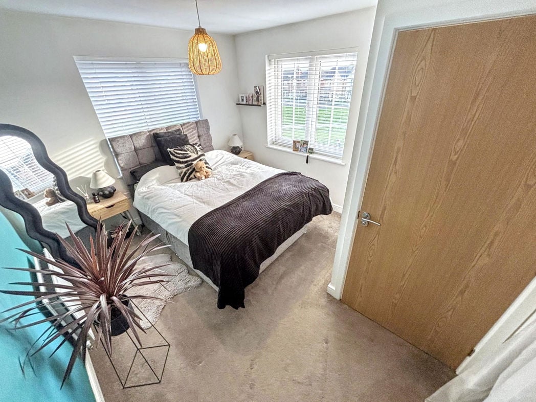 Property image 7 of 16