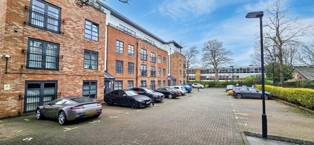 Property image 15 of 16