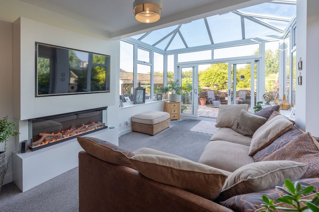 Additional Sun Room Image