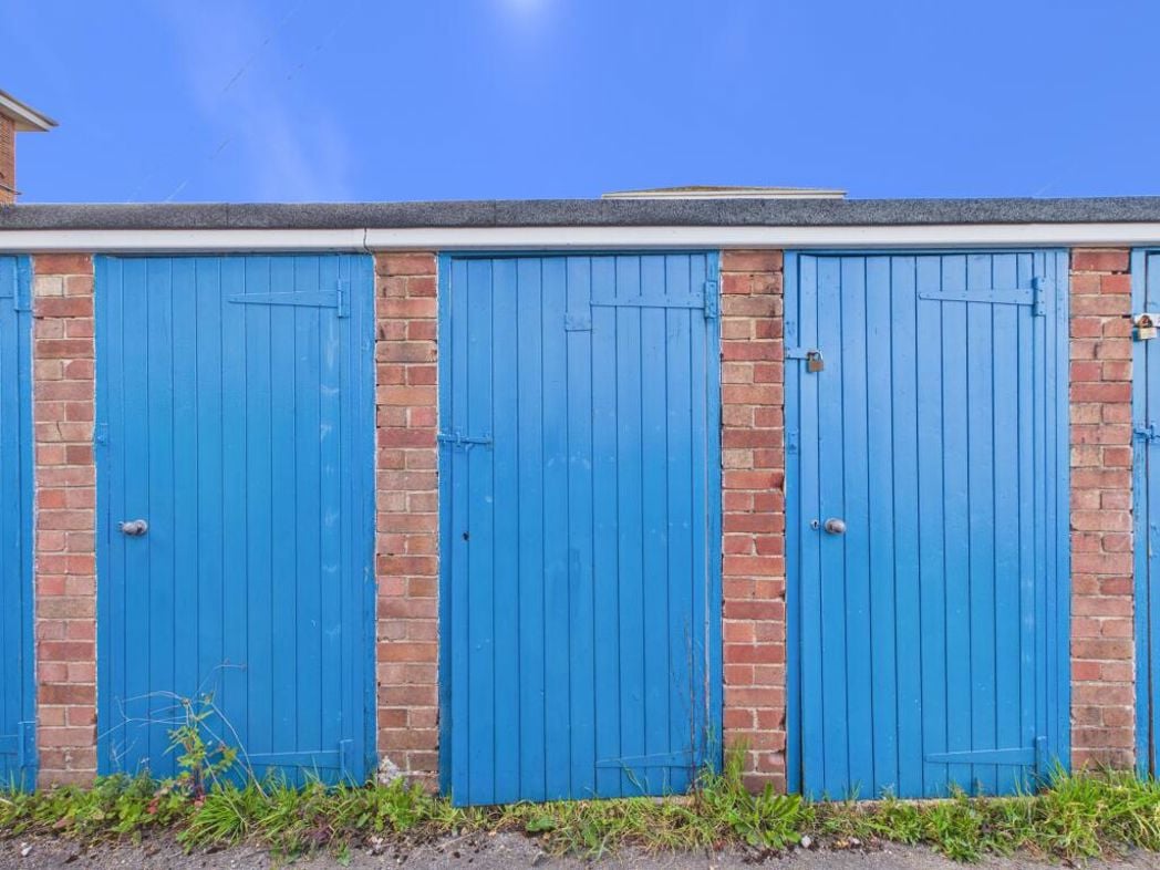 Property image 7 of 8