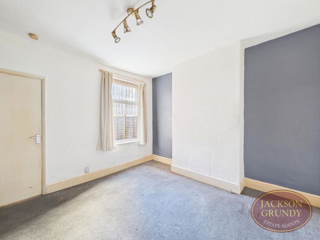 Property image 12 of 15