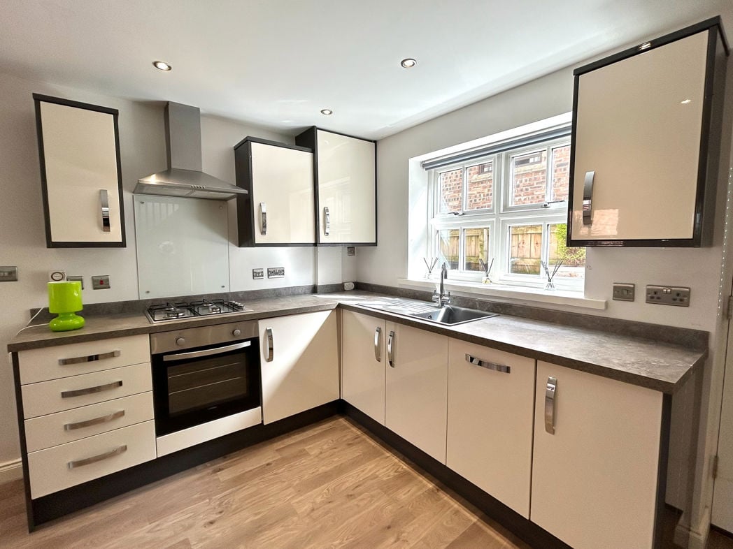 Property image 3 of 10