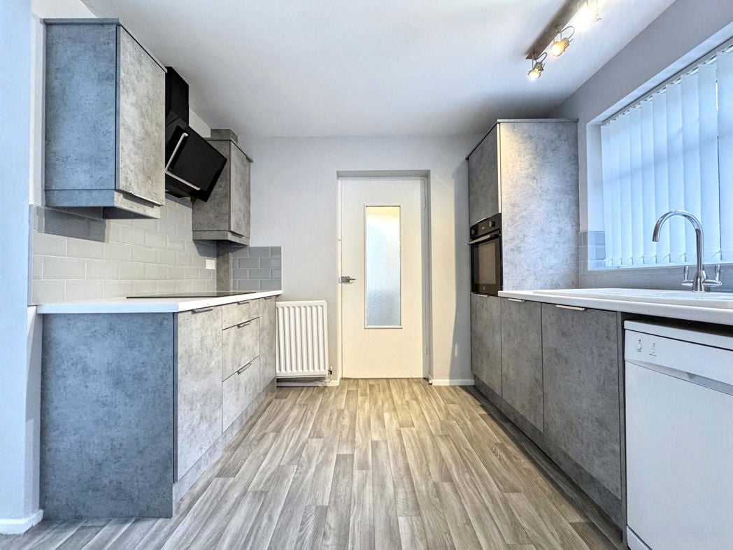 Property image 2 of 29