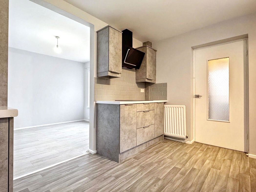 Property image 8 of 29