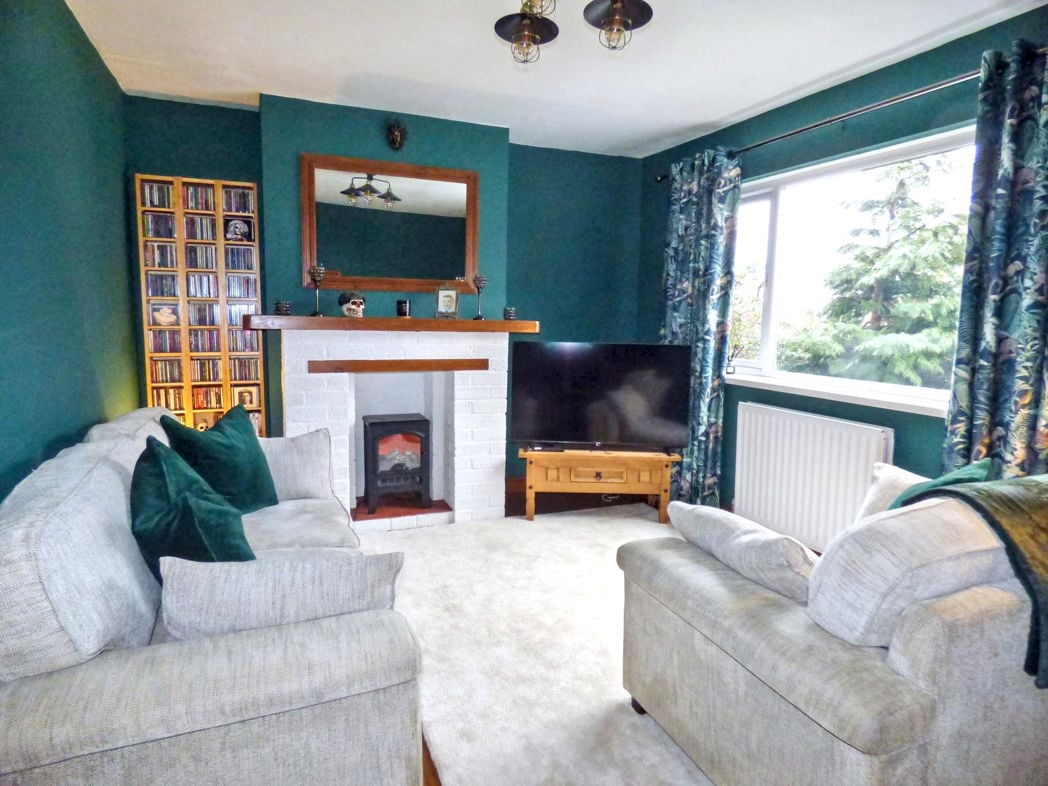 Property image 1 of 8