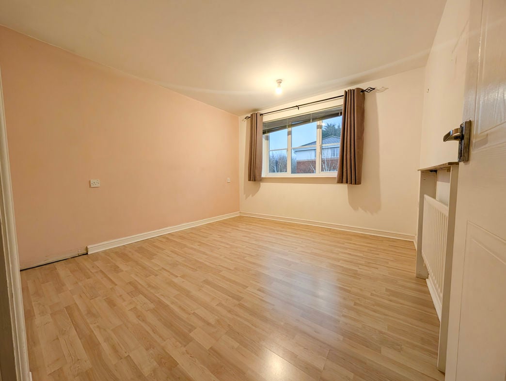 Property image 4 of 7