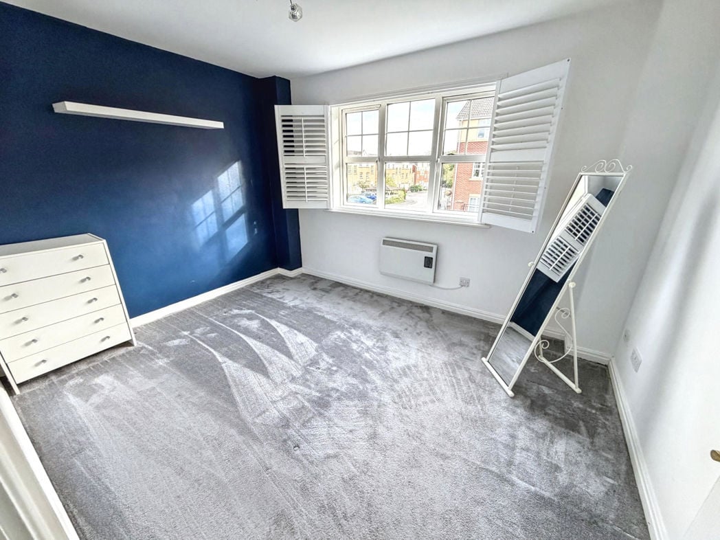 Property image 6 of 7