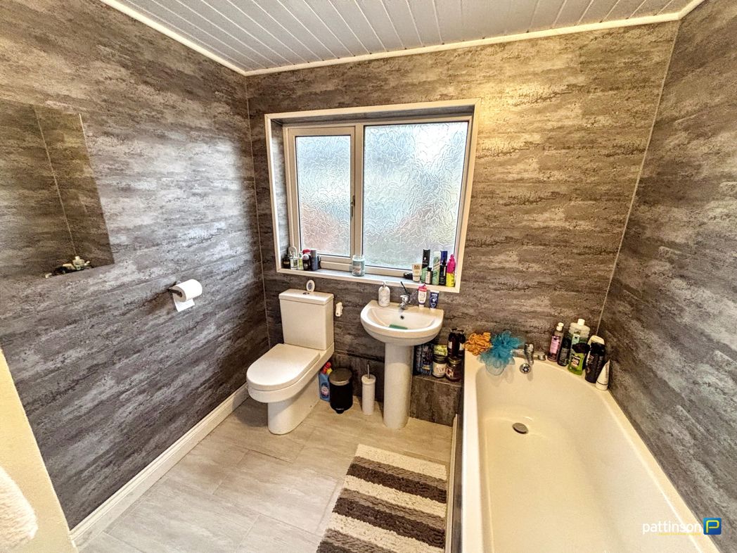 Property image 13 of 16