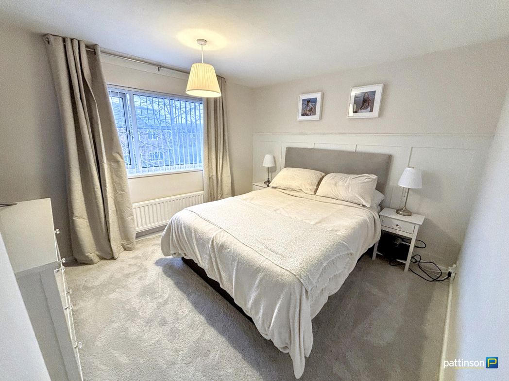Property image 11 of 16