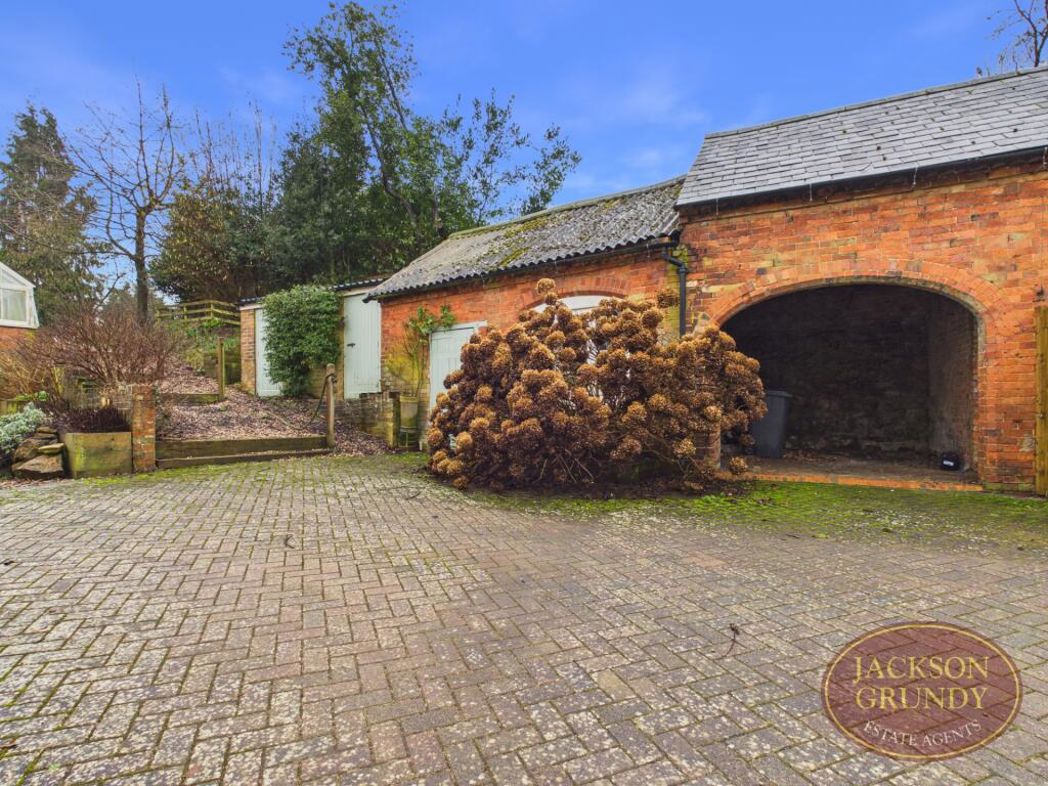 Property image 5 of 25