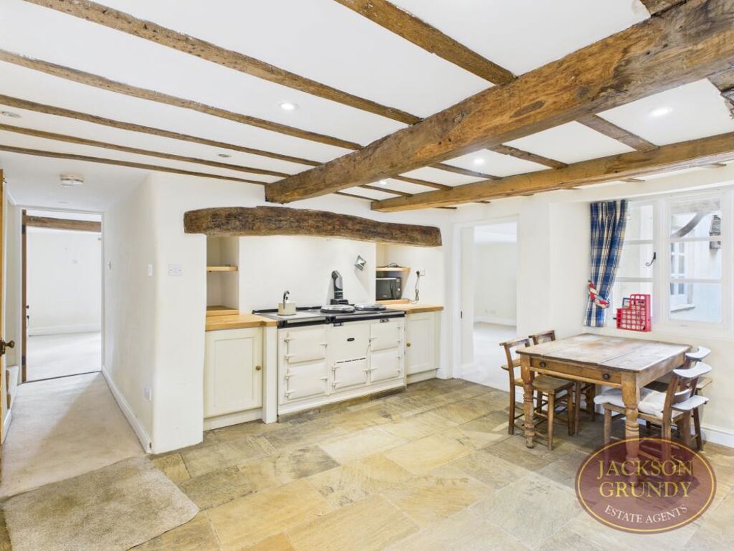 Property image 4 of 25