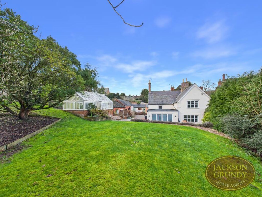 Property image 15 of 25