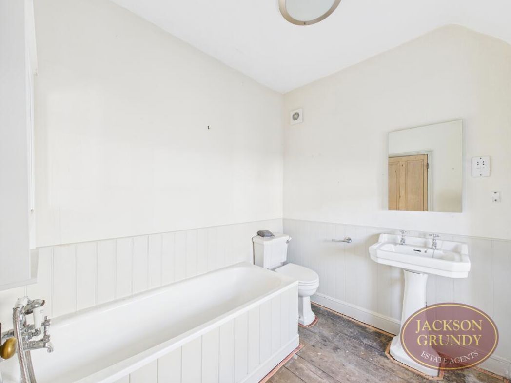 Property image 16 of 25