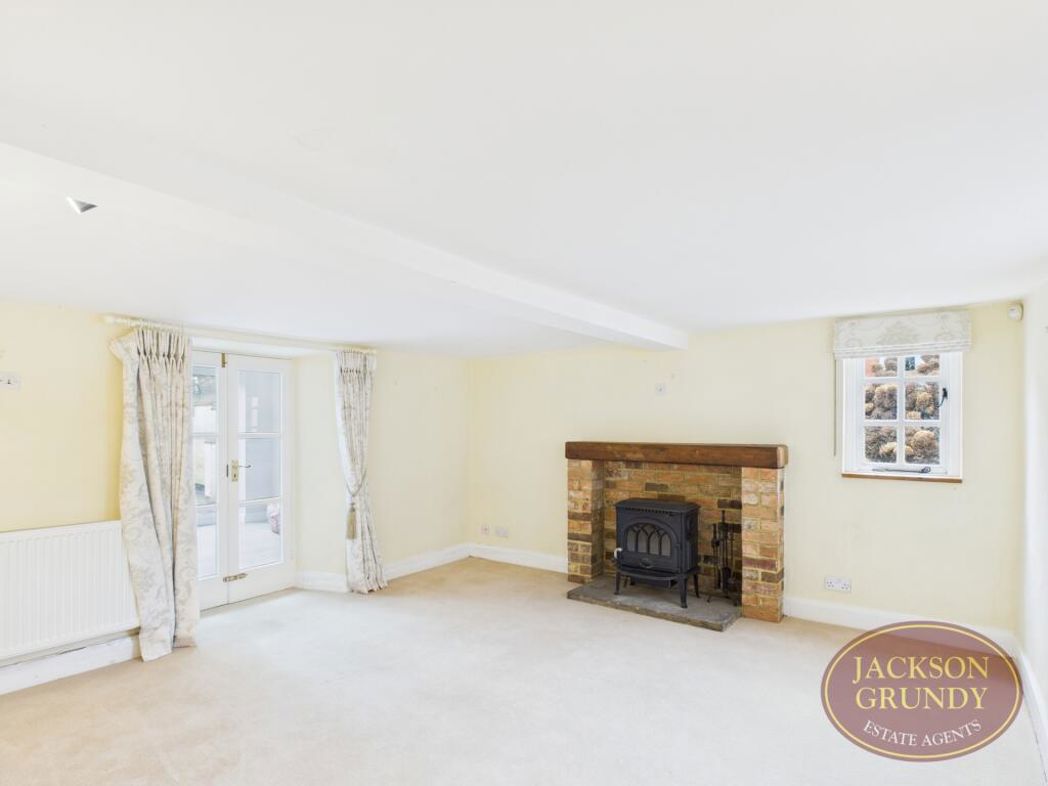 Property image 9 of 25