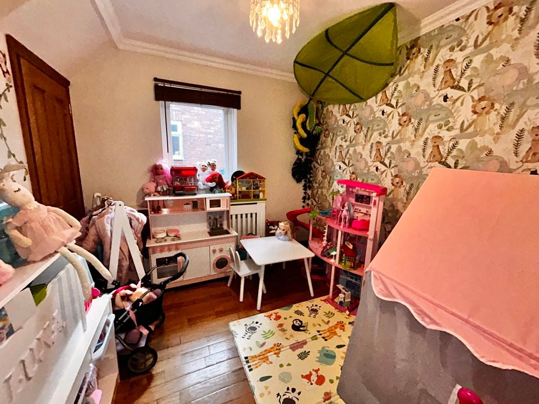 Property image 8 of 20