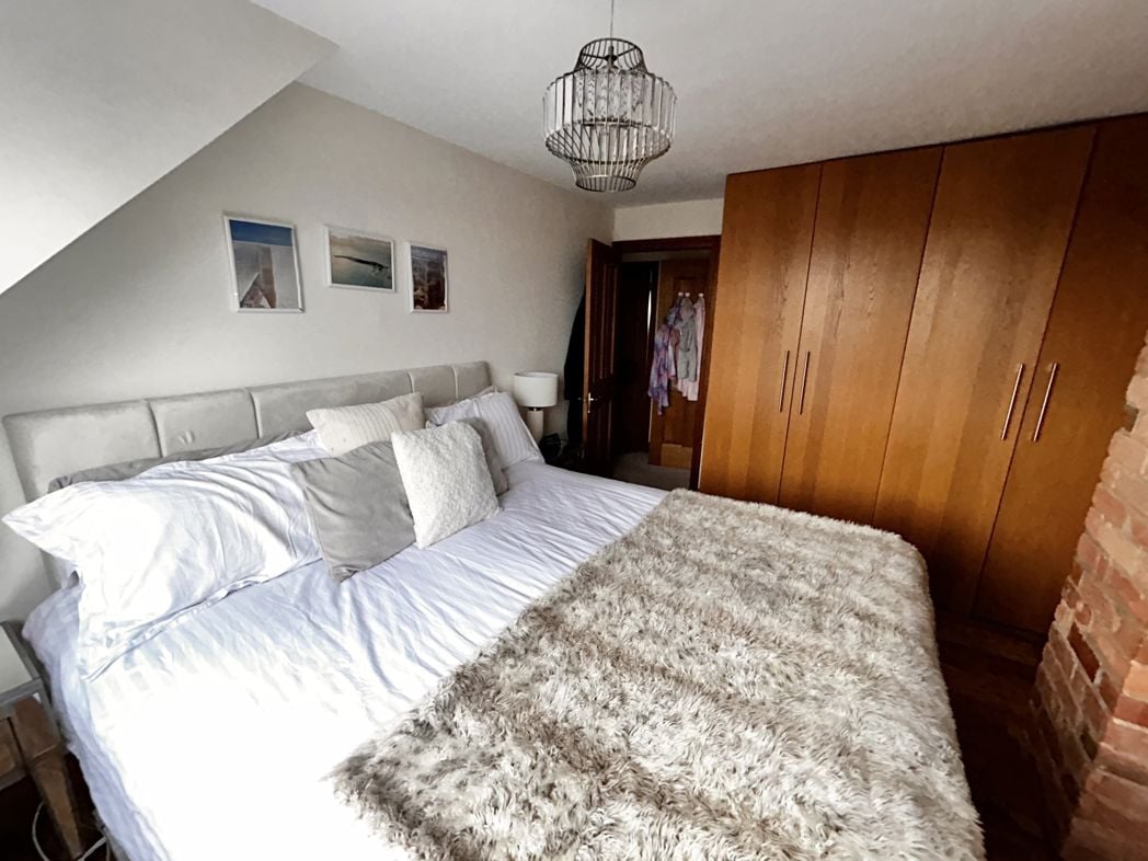 Property image 11 of 20