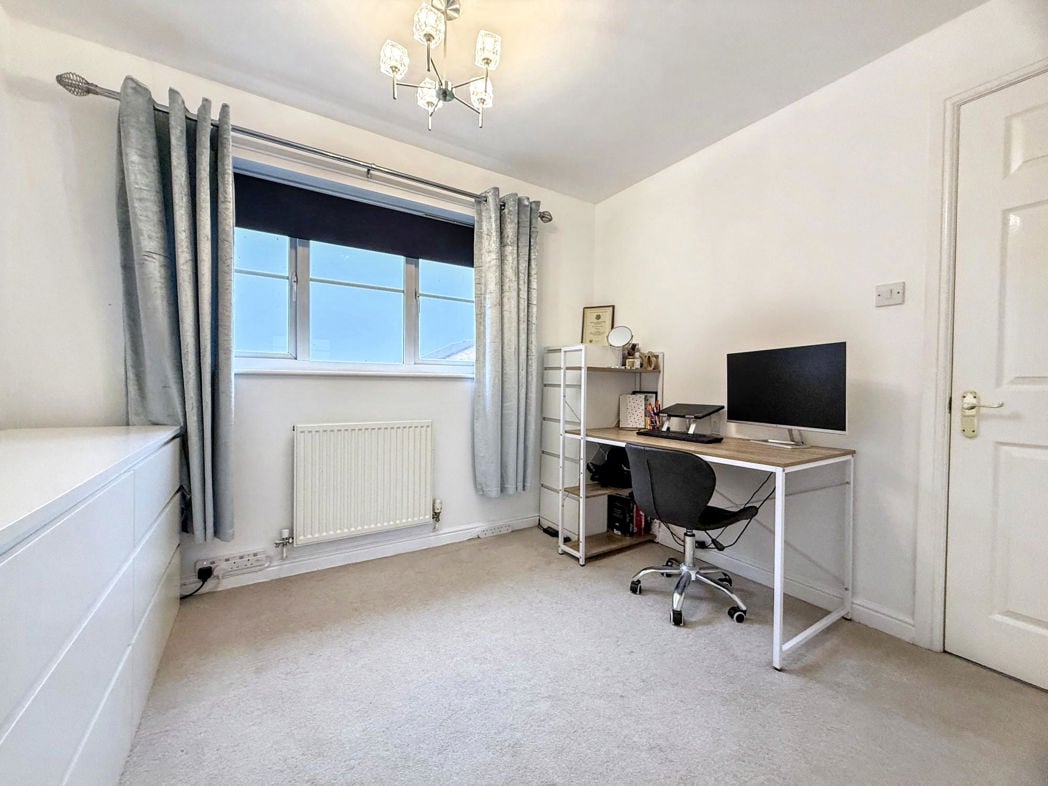 Property image 18 of 27