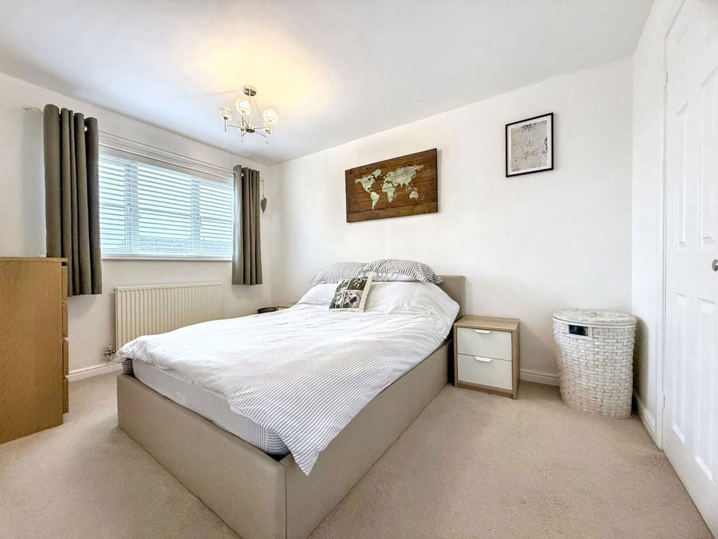 Property image 14 of 27