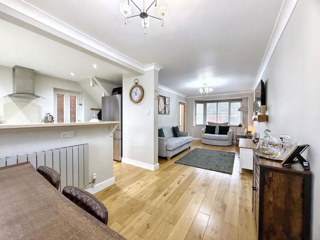 Property image 7 of 27