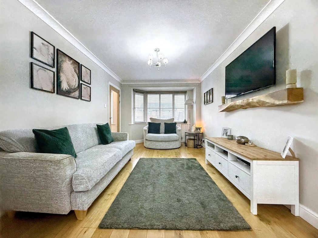 Property image 3 of 27