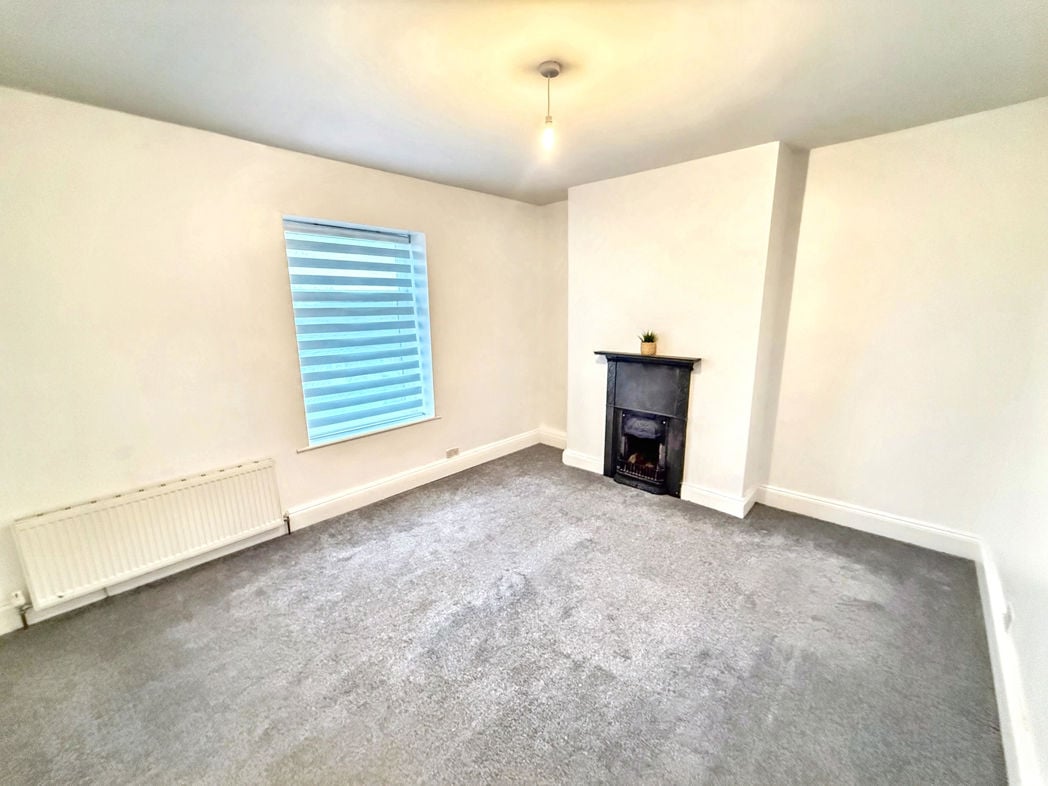 Property image 11 of 16