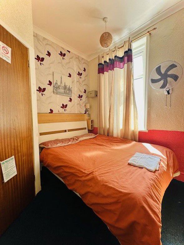 Property image 17 of 33