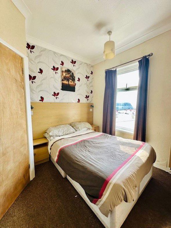 Property image 31 of 33