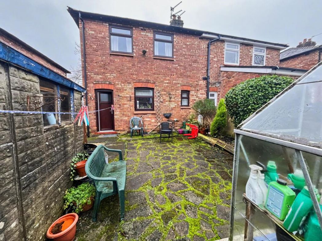 Property image 11 of 18