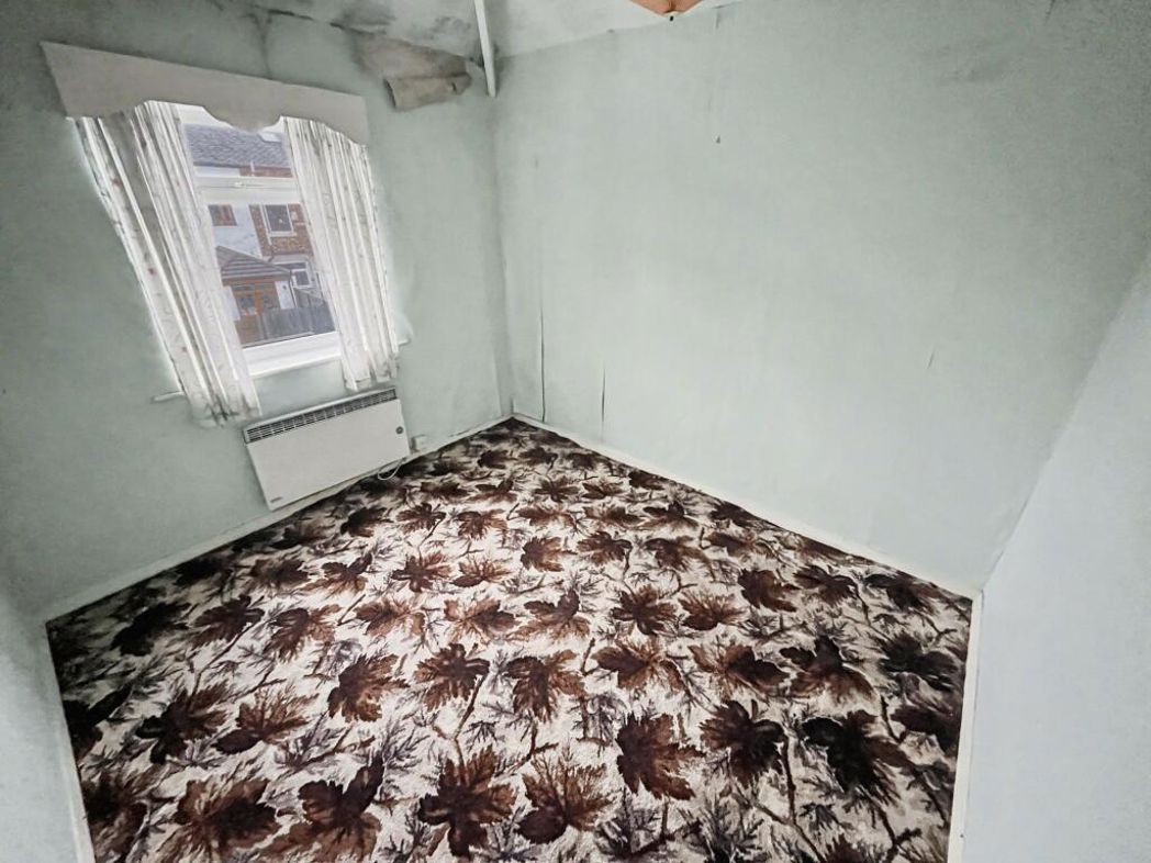 Property image 6 of 18