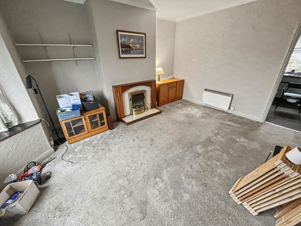 Property image 2 of 18