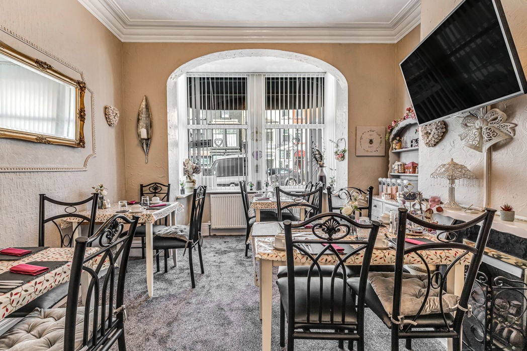 Property image 3 of 12