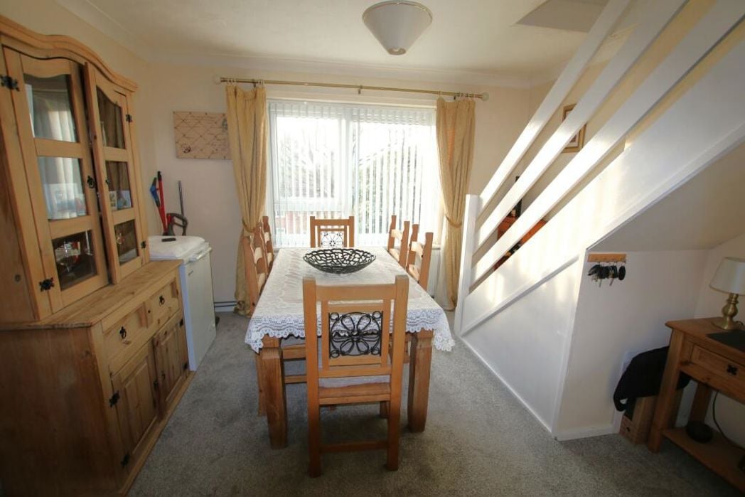 Property image 6 of 12