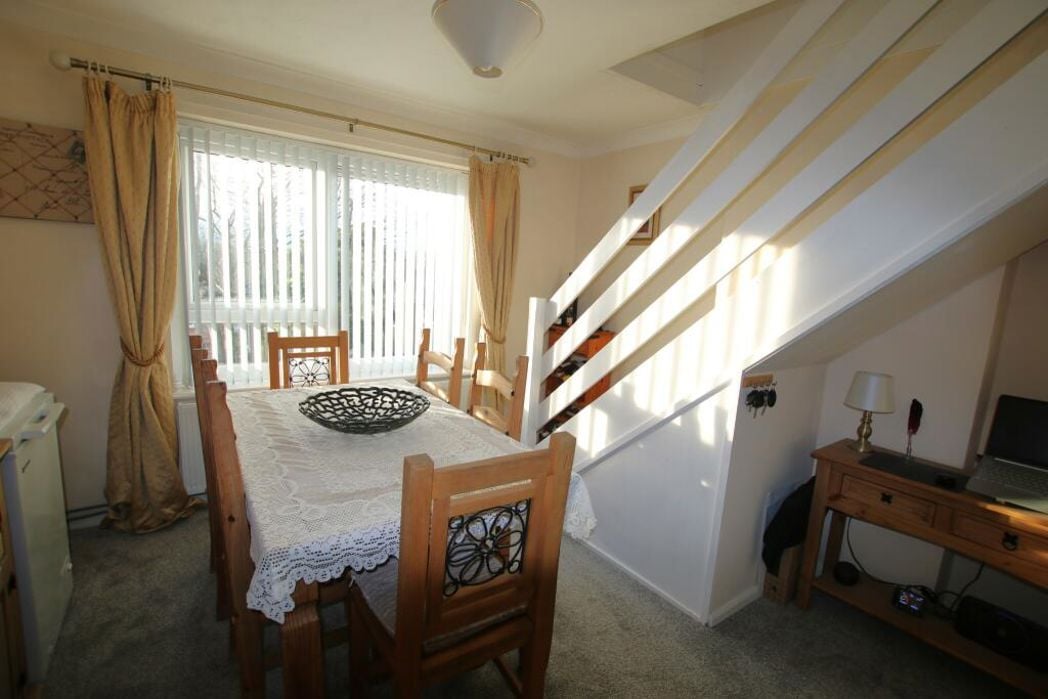 Property image 5 of 12