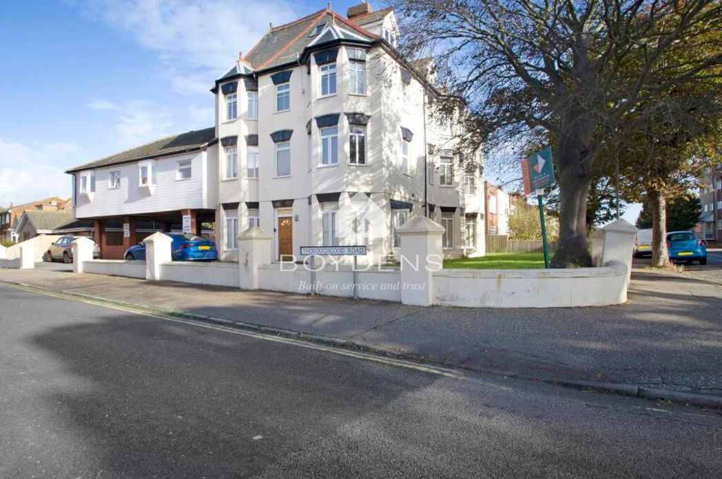 Property image 1 of 4