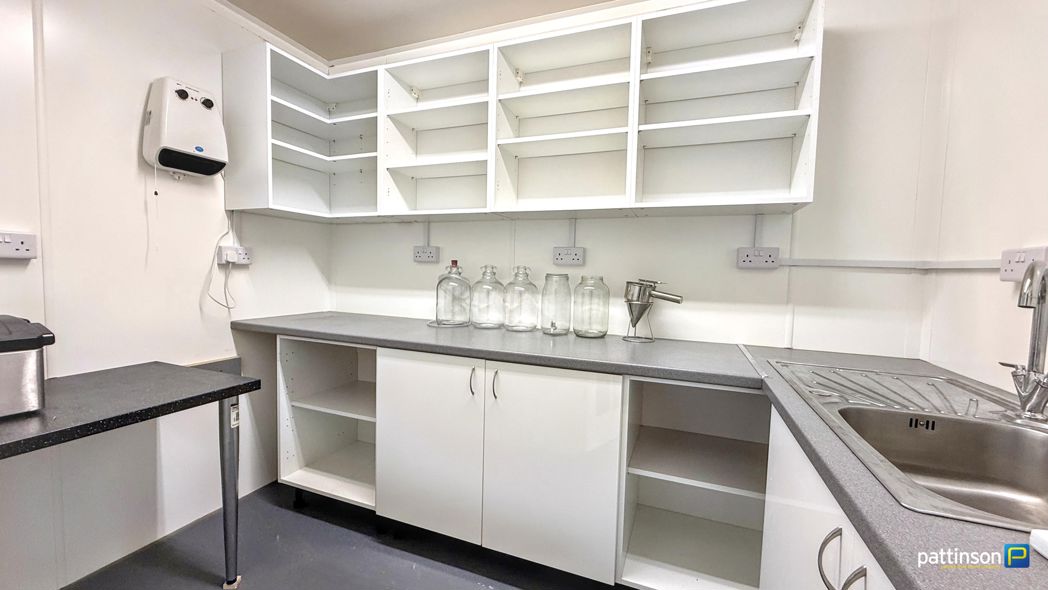 Workroom/Second Kitchen