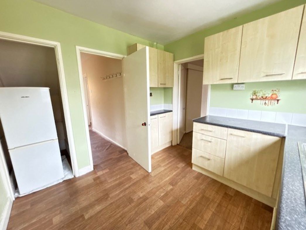 Property image 6 of 11