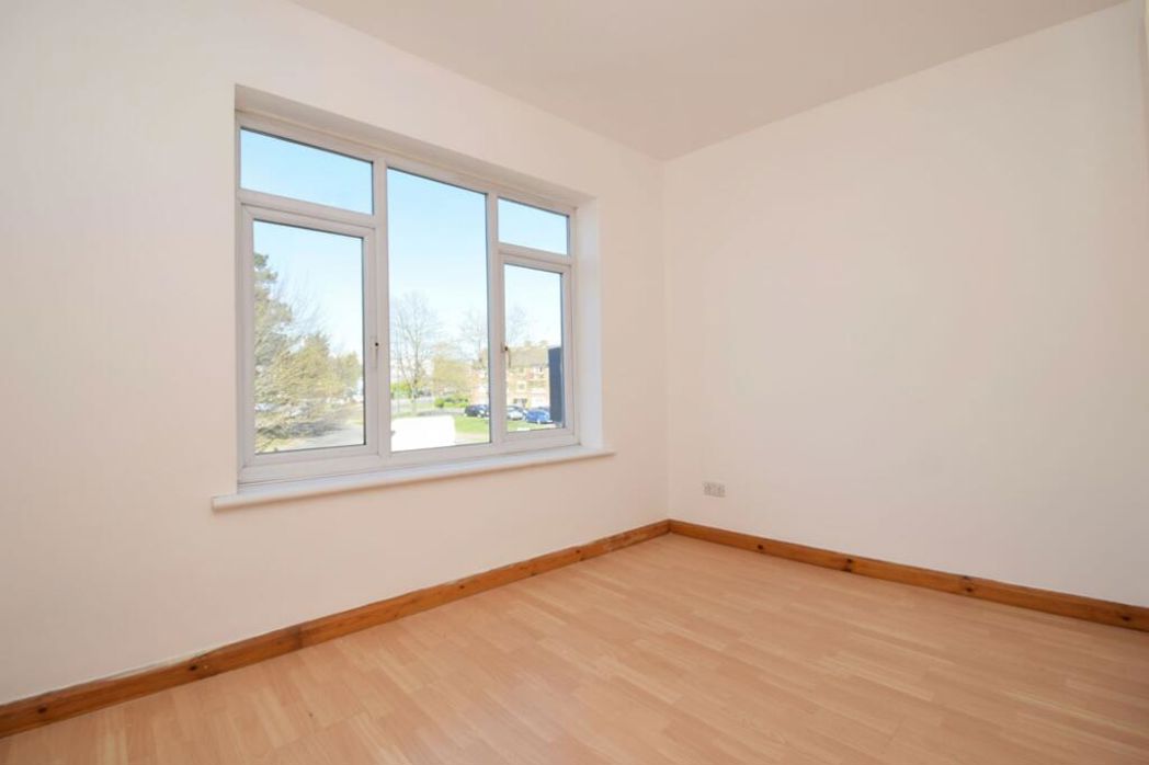 Property image 3 of 9