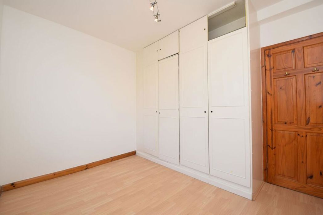 Property image 4 of 9