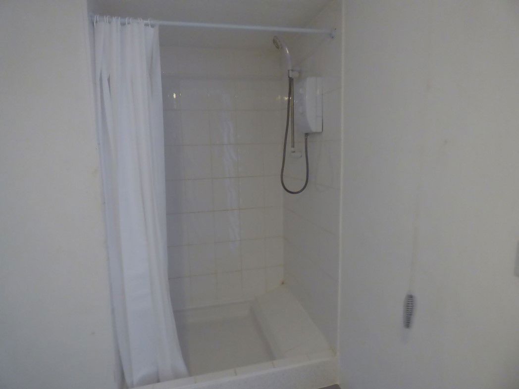 Property image 6 of 8