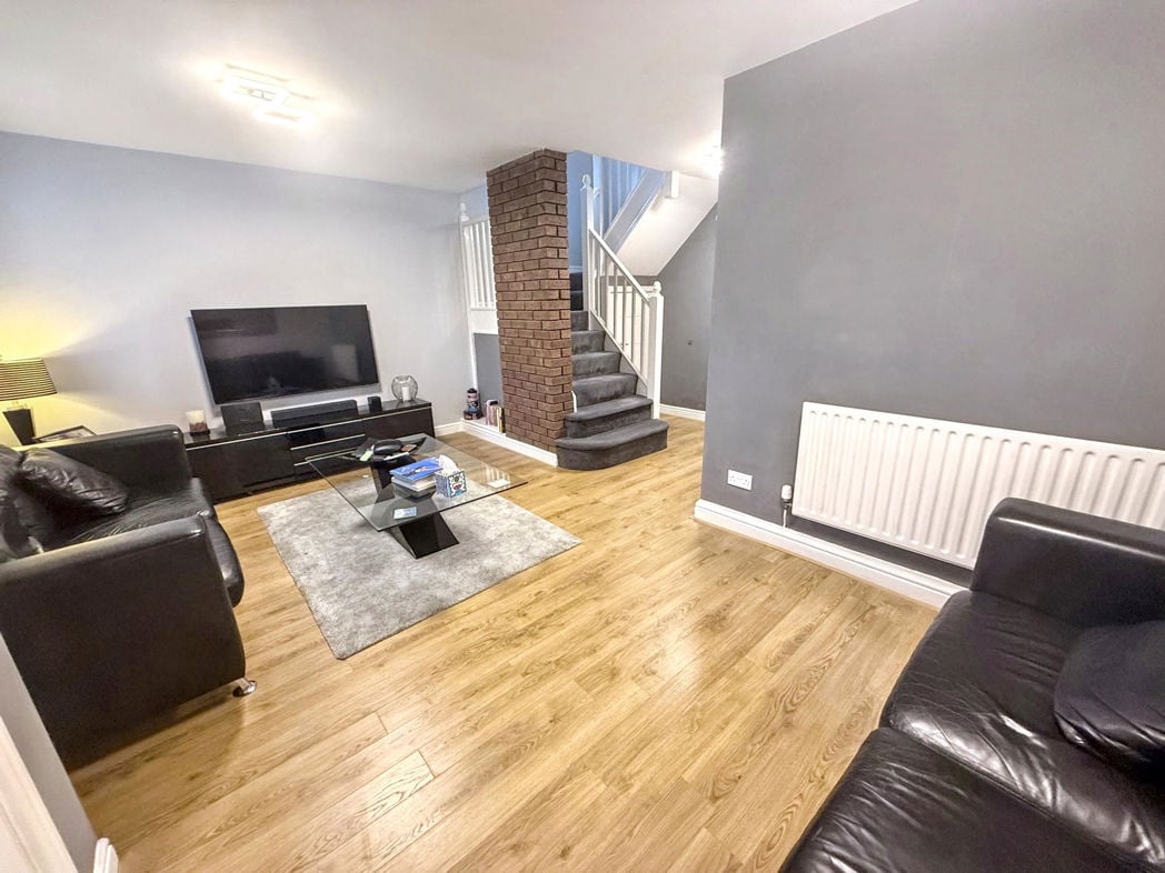 Property image 2 of 23
