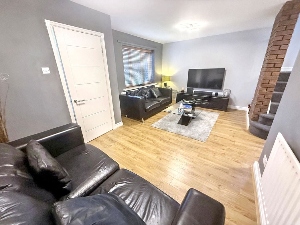 Property image 4 of 23