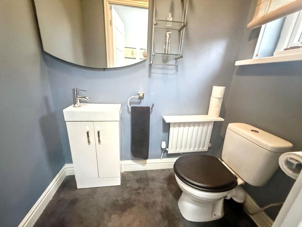 Property image 5 of 23