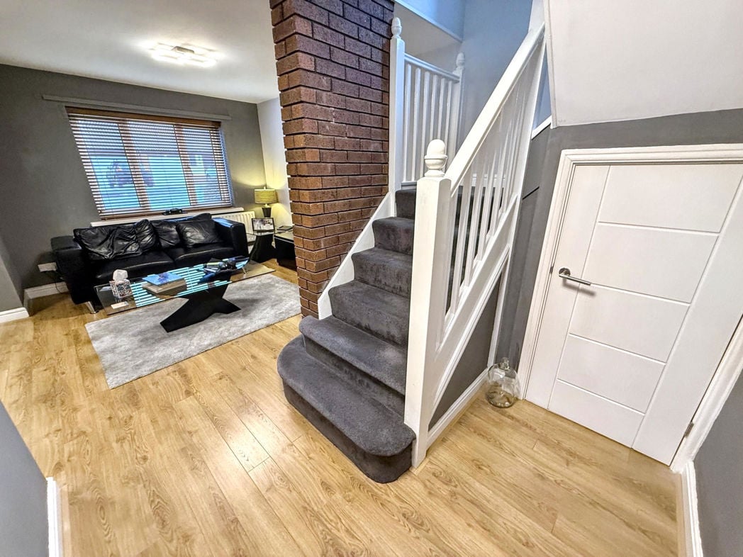 Property image 7 of 23