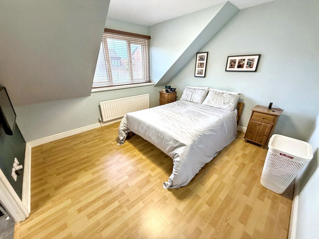 Property image 15 of 23