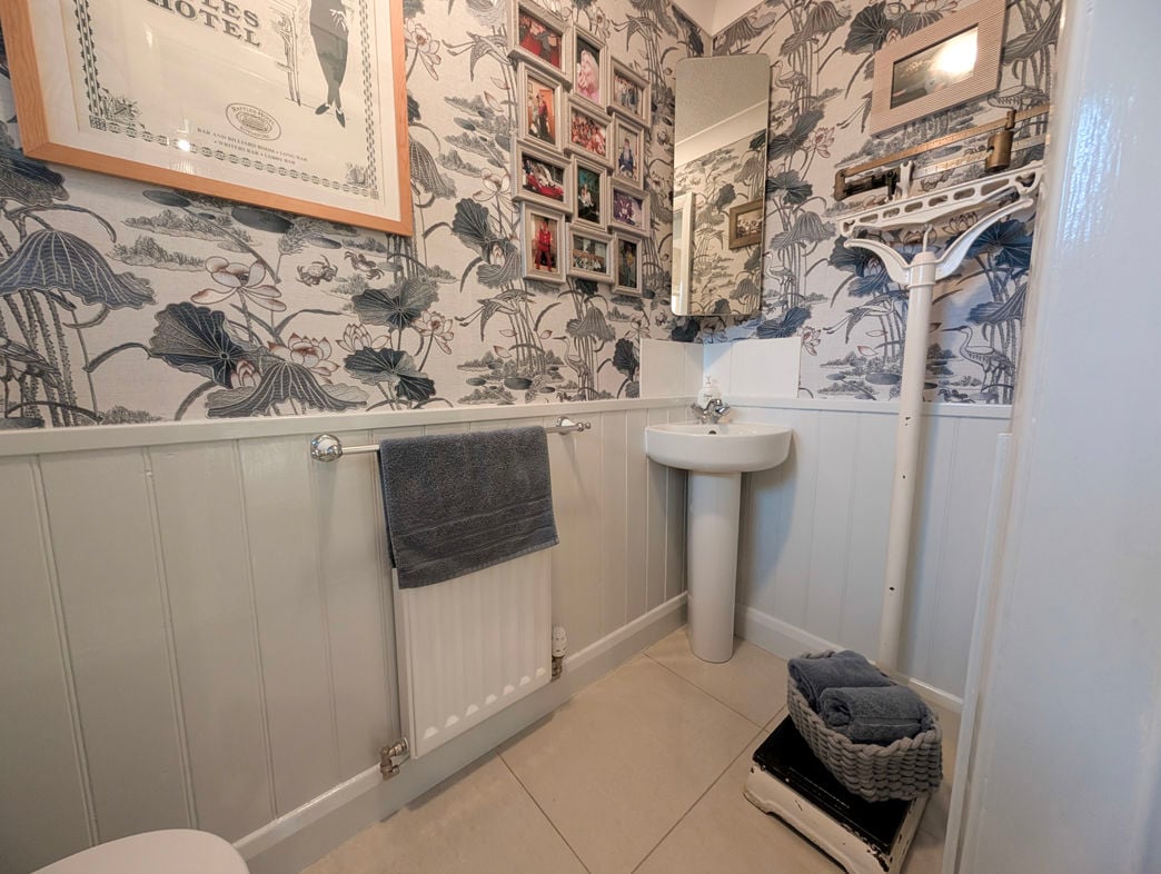 Property image 12 of 23