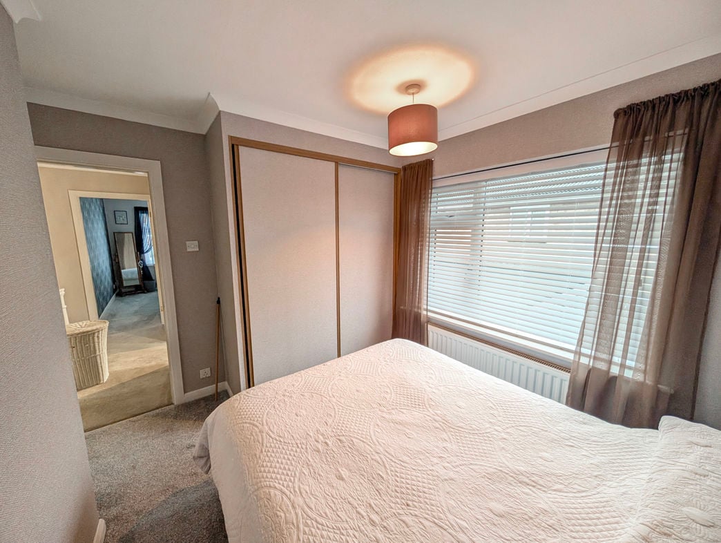 Property image 18 of 23