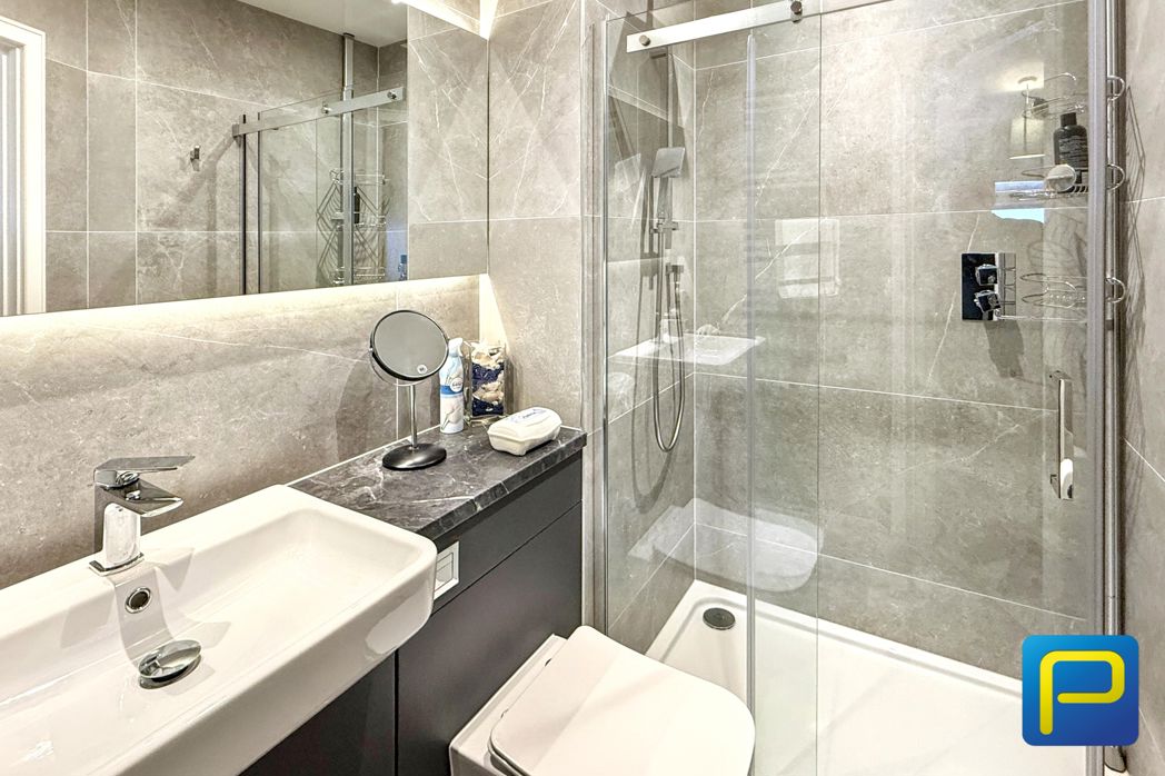 En Suite to Bedroom Two