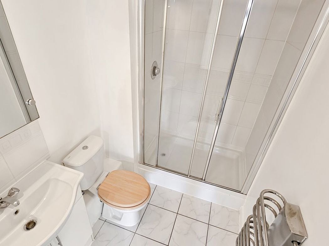 Property image 8 of 8
